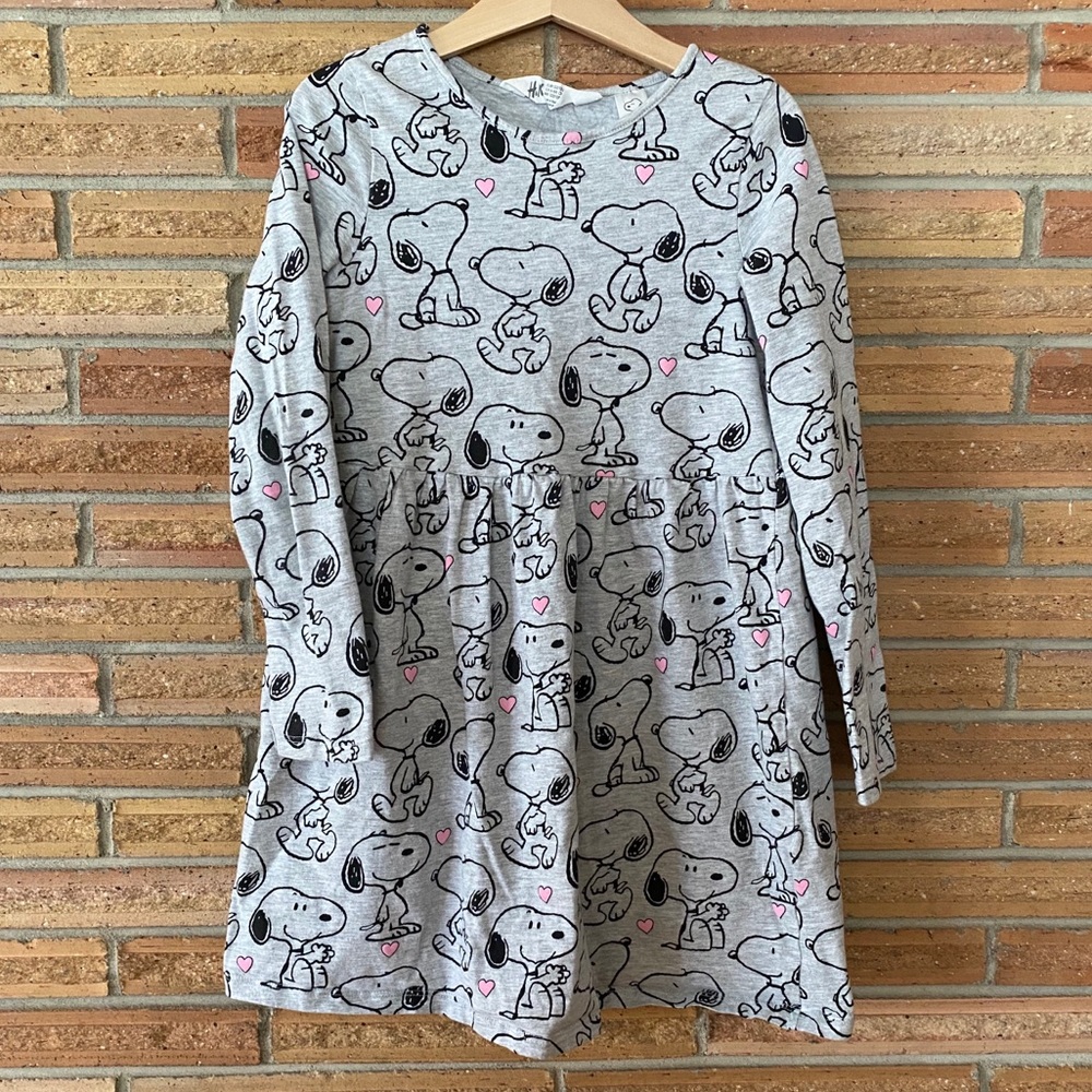 H&M Peanuts Snoopy dress size 6-8